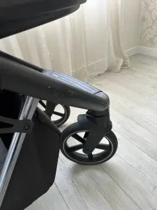 Детская коляска Roan Ivi Volcano