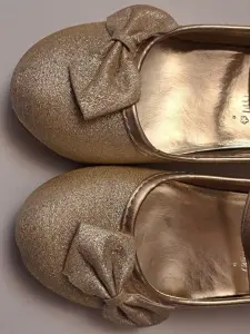 Туфли на выпускной золотые в блестках Ангел, на р.29,5-30 (стелька 20см), б.у