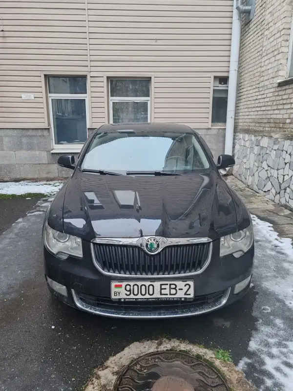 Легковой автомобиль Skoda Superb