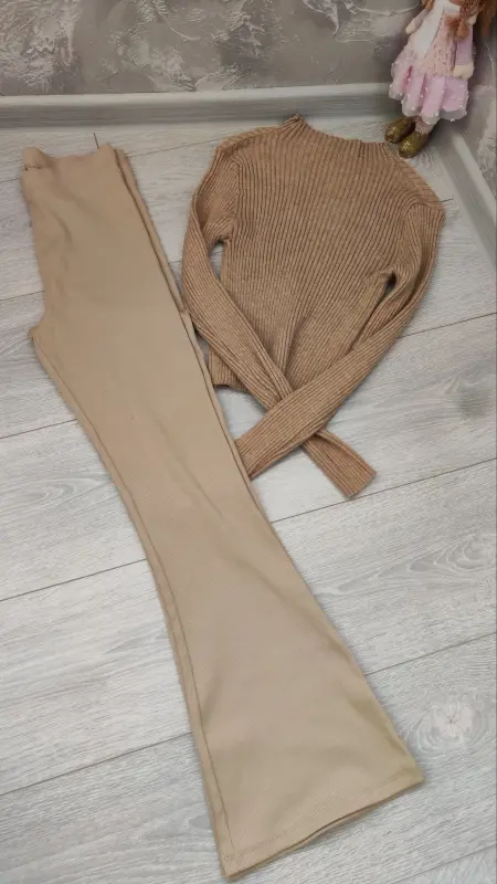 Одежда для девочек - В рубчик леггинсы и гольф - Вся Беларусь - Фото 3 В рубчик леггинсы и гольф - Вся Беларусь - 237341 - Доска объявлений Kupika.by - Фото 3