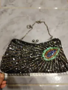 Клатч новый,  расшитый бисером