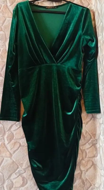 Вельветовое платье