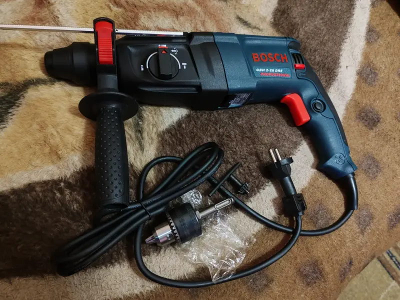 Перфоратор Bosch GBH 2-26DRE,sds plus