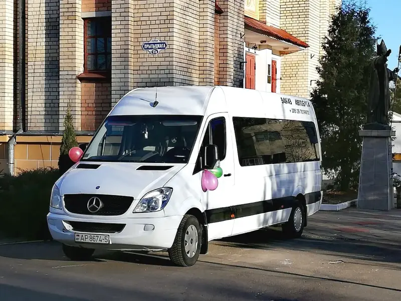 Услуги пассажирских перевозок. Доставка рабочих.15-20 мест +375297019472