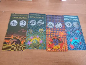 Буклеты к монетам серии Легенды