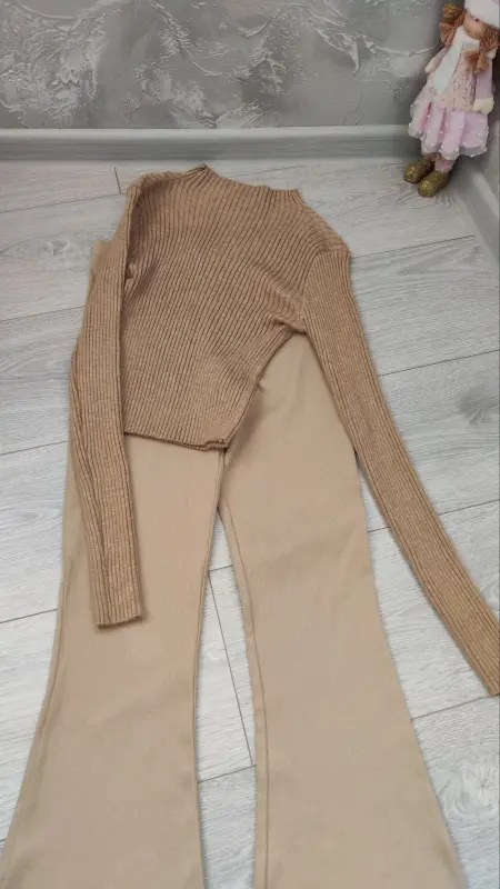 Одежда для девочек - В рубчик леггинсы и гольф - Вся Беларусь - Фото 5 В рубчик леггинсы и гольф - Вся Беларусь - 237341 - Доска объявлений Kupika.by - Фото 5