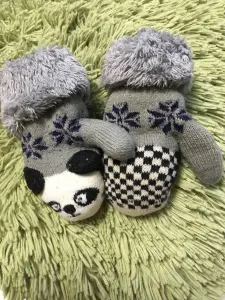 Детский варежки