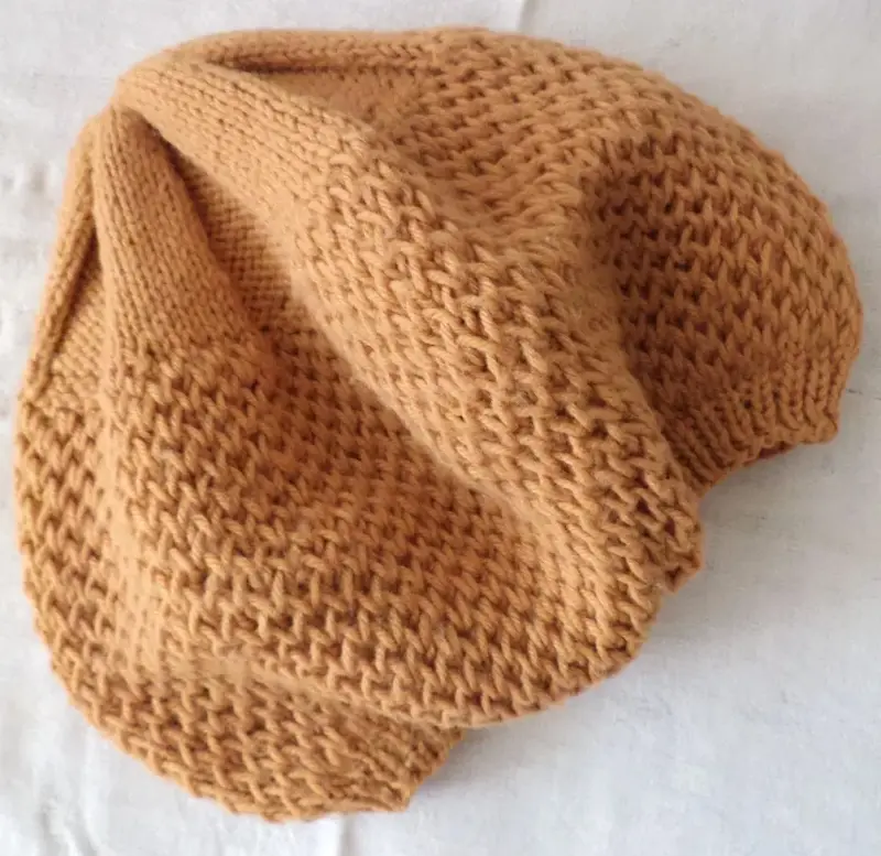 Женские аксессуары - Берет коричневый и шапка вязанные, б.у-2шт - Вся Беларусь - Фото 5 Берет коричневый и шапка вязанные, б.у-2шт - Вся Беларусь - 237400 - Доска объявлений Kupika.by - Фото 5