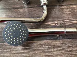 Смеситель для Ванны и Душа НОВЫЙ