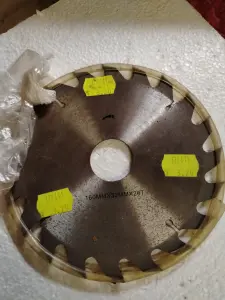 Диск по дереву