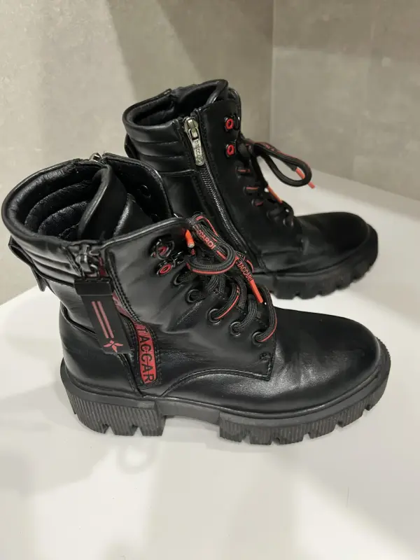 Ботинки демисезонные