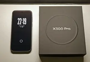 Vivo X300 Pro, Ростест (EAC) 16/512 ГБ, черный