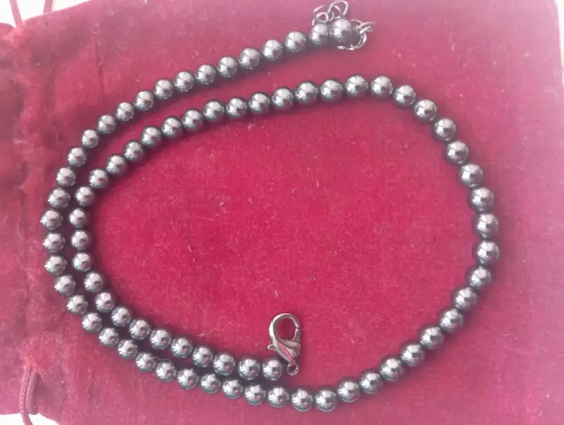 Бусы женские,,магнит,,