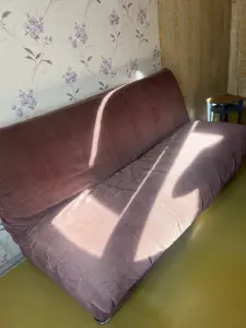 Продам диван недорого