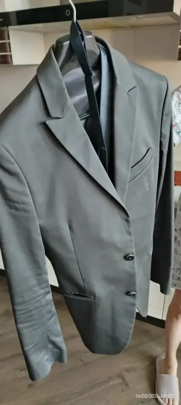 мужской пиджак фирмы sisley для торжественных случаев