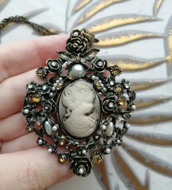 Комплект в стиле винтаж браслет + колье + брошь - Вся Беларусь - 237671 - Доска объявлений Kupika.by - Фото 3