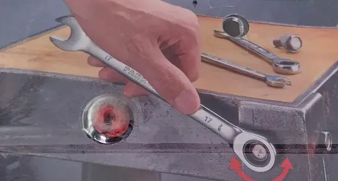 Ручной инструмент - Набор комбинированных трещоточных ключей PARKSIDE - Вся Беларусь - Фото 4 Набор комбинированных трещоточных ключей PARKSIDE - Вся Беларусь - 237333 - Доска объявлений Kupika.by - Фото 4