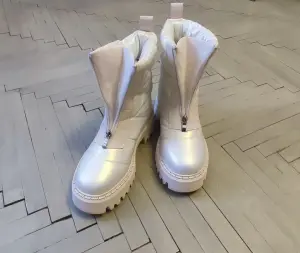 Ботинки зимние