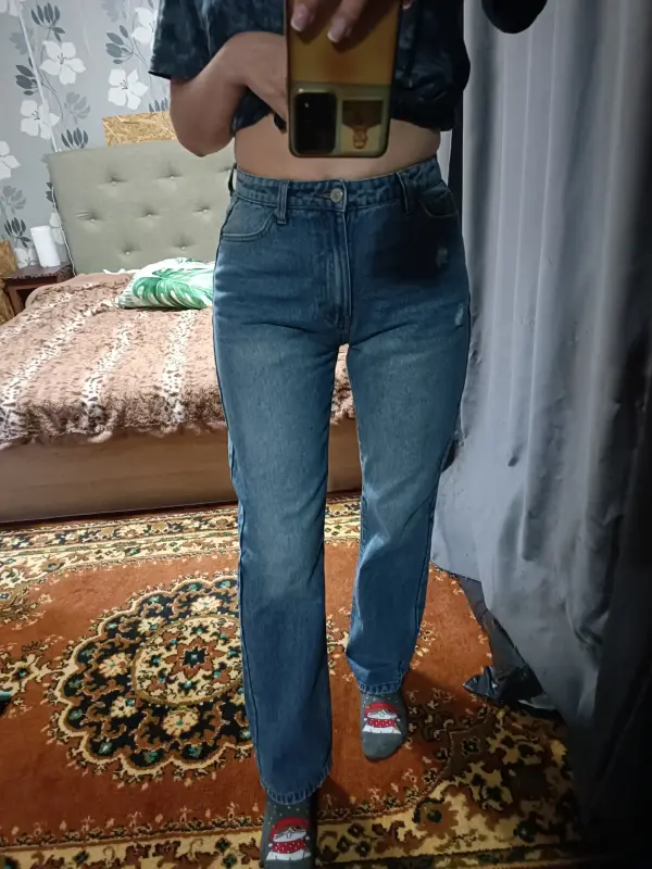 Джинсы женские