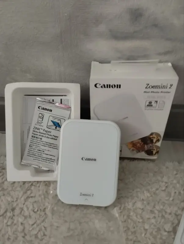 Компактный фотопринтер Canon Zoemini