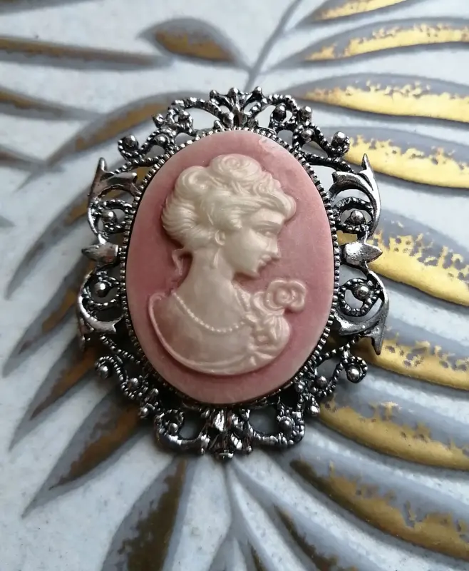 Комплект в стиле винтаж браслет + колье + брошь - Вся Беларусь - 237671 - Доска объявлений Kupika.by - Фото 2