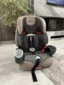 Автокресло Graco