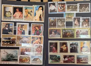 Альбом с марками-310шт