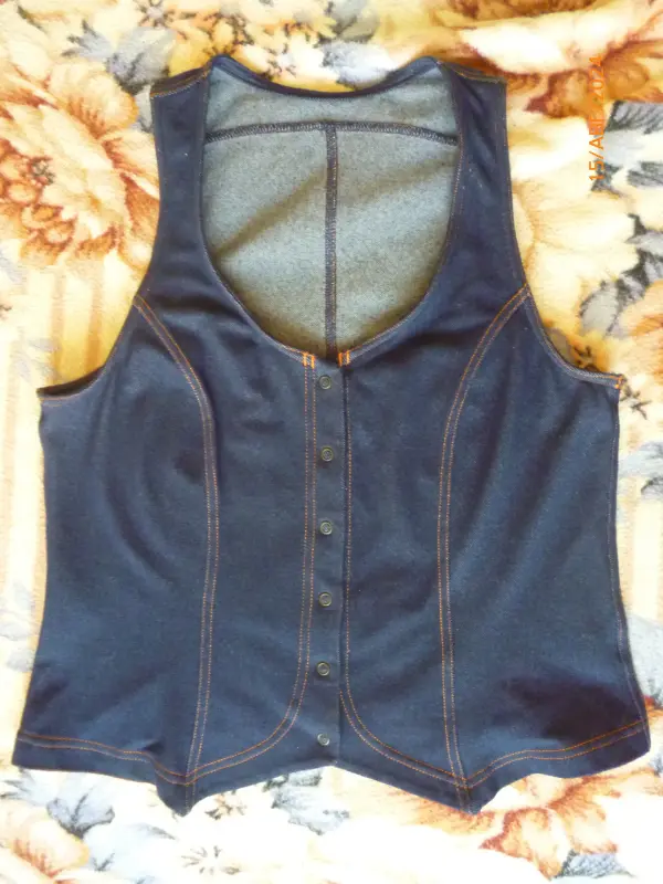 Одежда для девочек - Жилетка Любава - Вся Беларусь Жилетка Любава - Вся Беларусь - 238155 - Доска объявлений Kupika.by