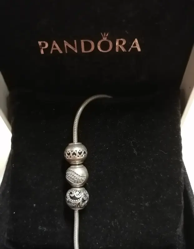 Браслет Pandora + 3 шарма. Оригинал - Вся Беларусь - 237658 - Доска объявлений Kupika.by - Фото 4