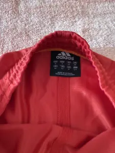 Юбки Adidas, 2 шт, красная и голубая