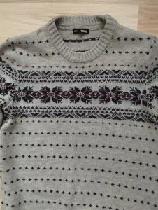 Джемпер р-р 48 (М)