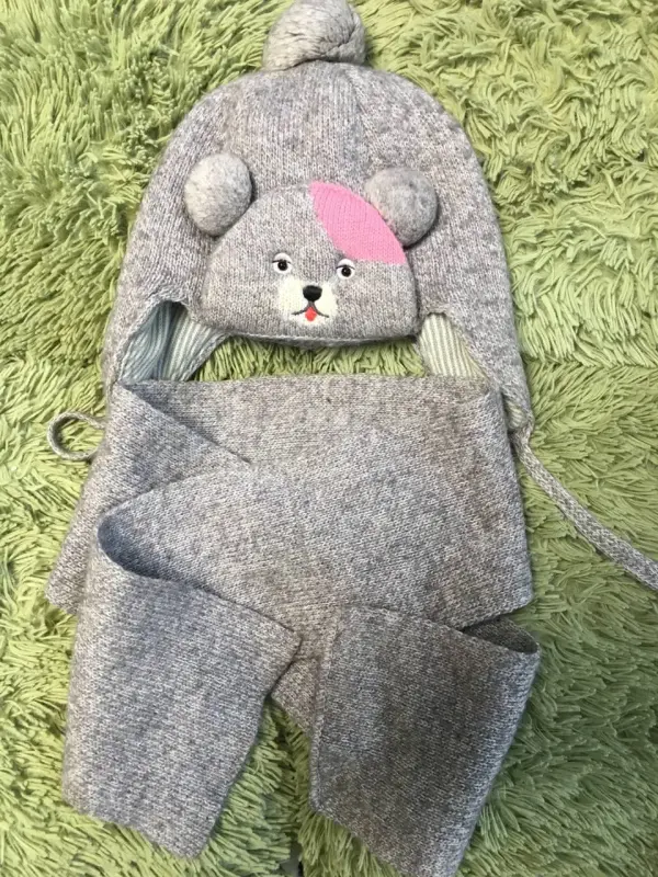 Детская шапка