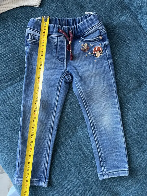 Одежда для девочек - Утеплённые джинсы и свитер - Вся Беларусь - Фото 2 Утеплённые джинсы и свитер - Вся Беларусь - 238289 - Доска объявлений Kupika.by - Фото 2