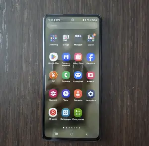 Телефон Samsung galaxy s20 fe