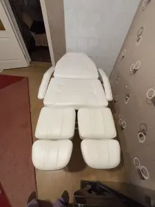 Кресло косметическое-педикюрное