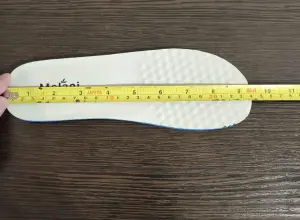 Натур.кожа новые,дешево.