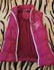 Одежда для девочек - Куртка-жилетка бордо на флисе на 4-6г, б.у - Вся Беларусь - Фото 2 Куртка-жилетка бордо на флисе на 4-6г, б.у - Вся Беларусь - 241462 - Доска объявлений Kupika.by - Фото 2