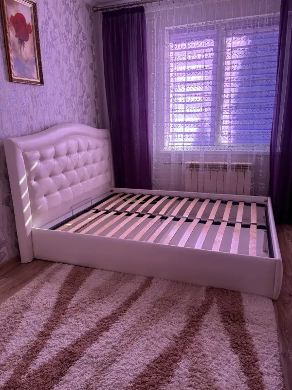 Кровать двухспальная