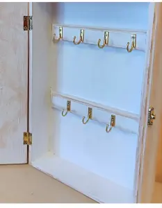 Ключница деревянная "Под дождем"