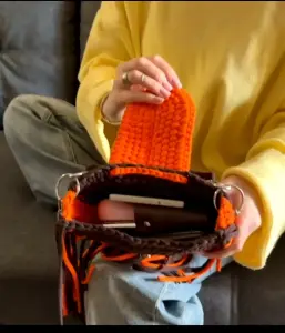 Сумочка вязаная