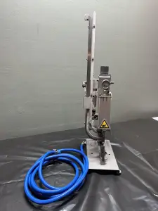 Клипсатор настольный КОМПО