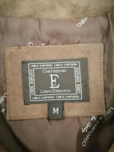 Новая куртка под замшу. Размер М (48) Замеры в описании.