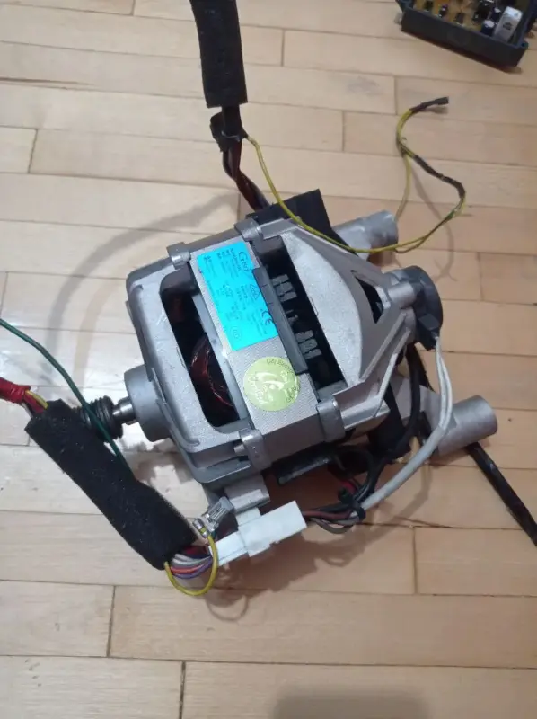 Запчасти и комплектующие для бытовой техники - Коллекторный электродвигатель от стиральной машины - Вся Беларусь - Фото 4 Коллекторный электродвигатель от стиральной машины - Вся Беларусь - 238599 - Доска объявлений Kupika.by - Фото 4