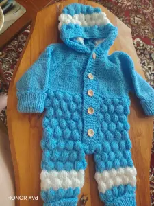 новые вязаные детские комбинезоны