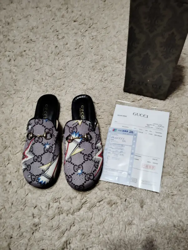 Женские мюлли