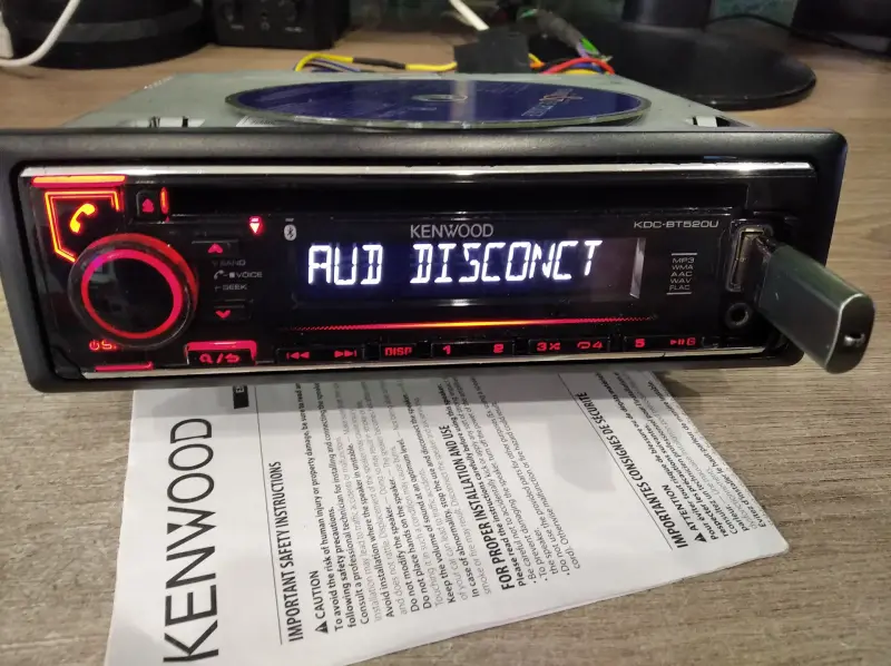 Автомагнитола Kenwood KDC-BT520U с Bluetooth