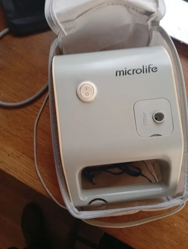 компрессорный ингалятор микролайф