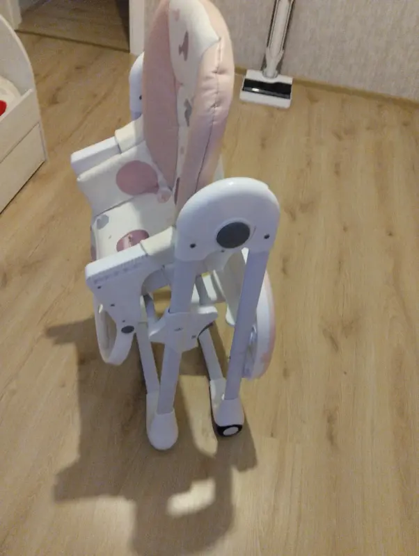 Столик для кормления