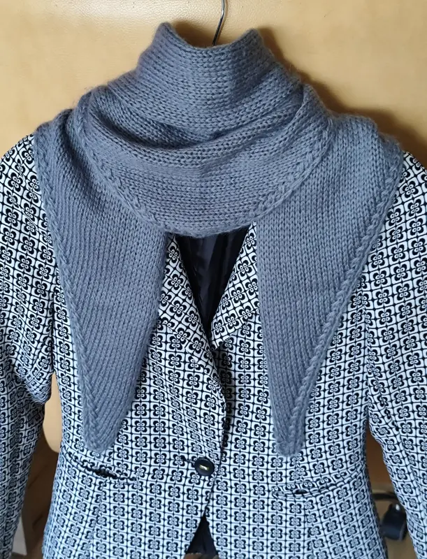 Женские аксессуары - Бактус -шейный платок (шарф) - Вся Беларусь - Фото 4 Бактус -шейный платок (шарф) - Вся Беларусь - 241702 - Доска объявлений Kupika.by - Фото 4