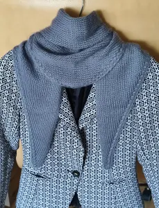 Бактус -шейный платок (шарф)